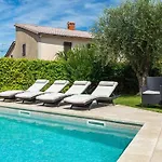 빌라 Beautiful Benvenuti With Private Pool Near