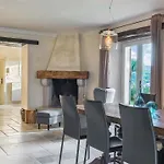 Beautiful Benvenuti With Private Pool Near * 모토분