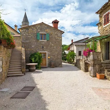 Beautiful Benvenuti With Private Pool Near *