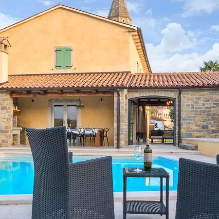빌라 Beautiful Benvenuti With Private Pool Near