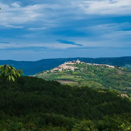 Beautiful Benvenuti With Private Pool Near Βίλα